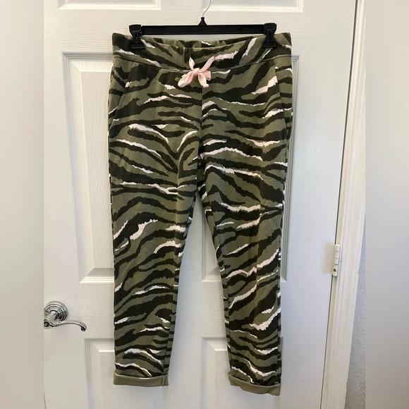 ! JUVIA COTTON PRINTED LOUNGEWEAR SWEATPANTS - Picture 4 of 6